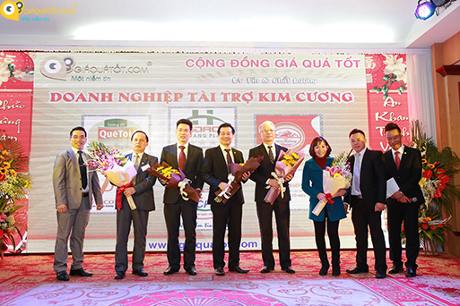 cong-dong-gia-qua-tot-hop-cuoi-nam-2015