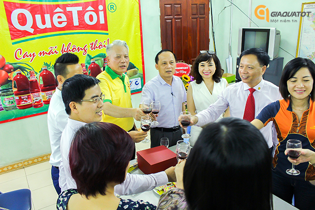 ki-niem-ngay-thanh-lap-tuong-ot-que-toi-cong-dong-giaquatot