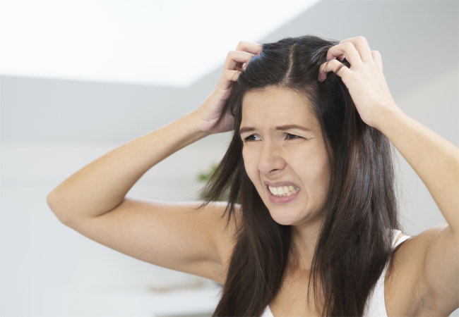 Cách trị ngứa da đầu và rụng tóc cực hiệu quả mà lại đơn giản
